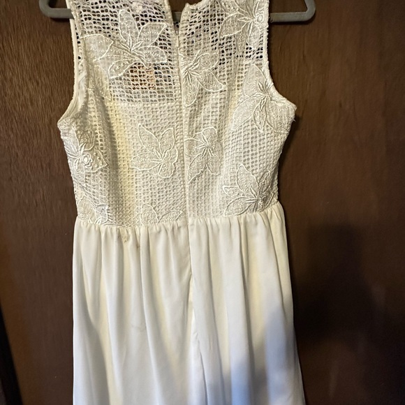 Dress new w tag - Picture 2 of 3